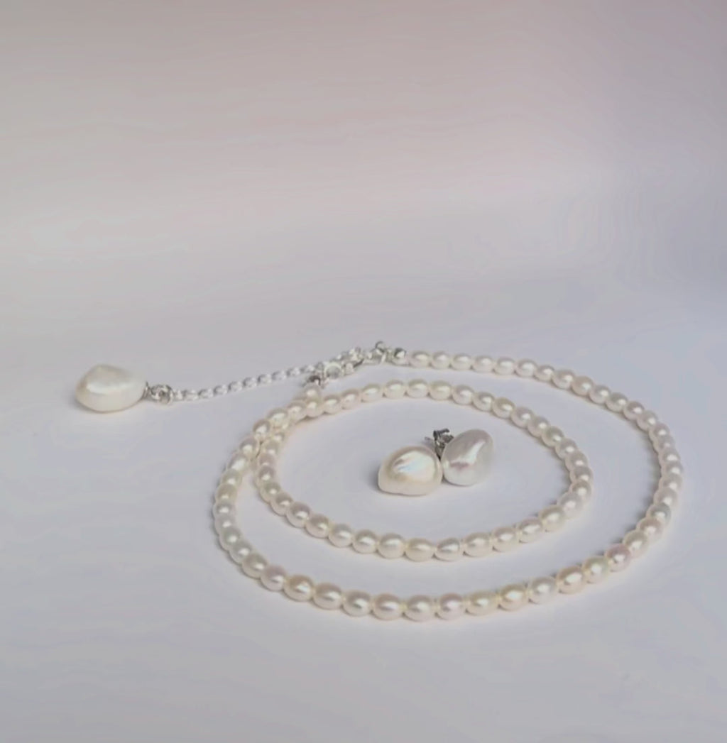 Freshwater Pearl Necklace & Earrings